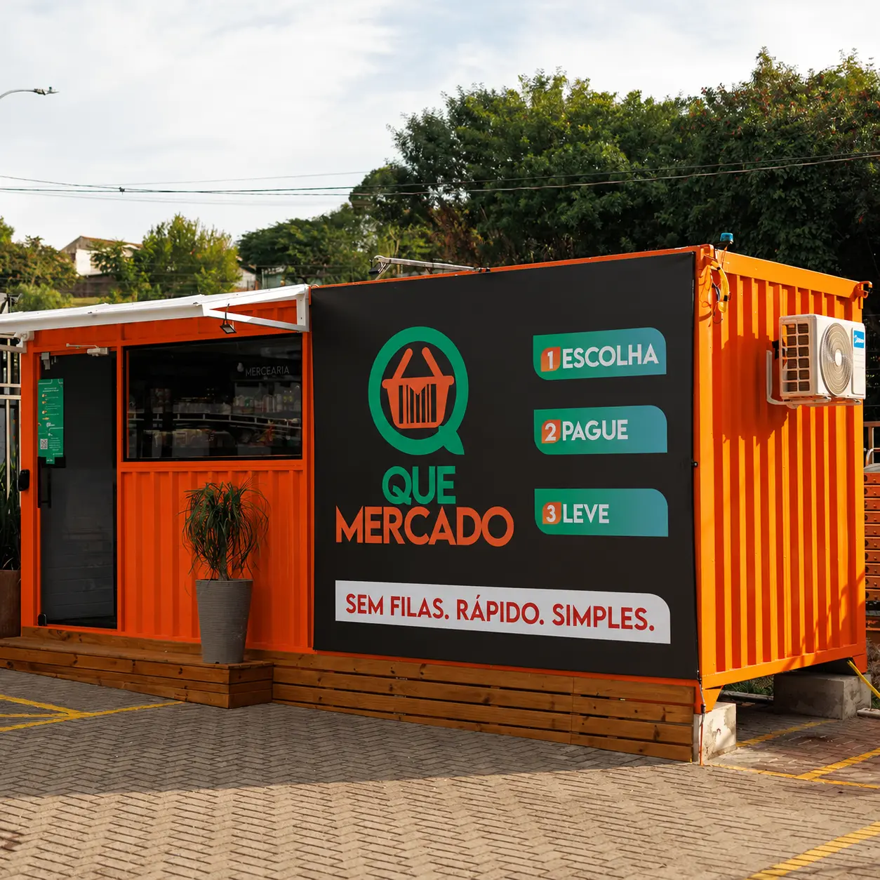Unidade contêiner do Que Mercado